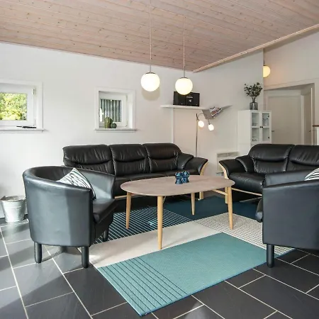 8 Person Holiday In Tarm *