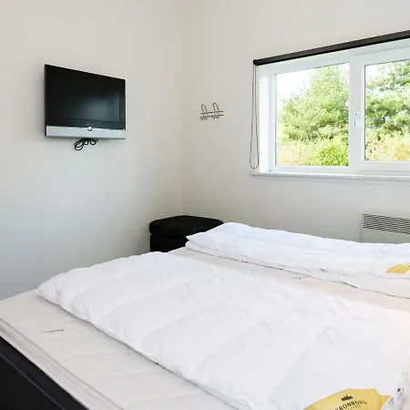 8 Person Holiday In Tarm *